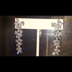 Gorgeous Starfruit Diamond Chandelier Earrings
